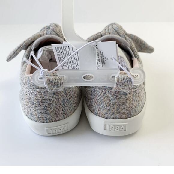 NWT Old Navy Knot Sneakers Size 10 - Picture 13 of 13